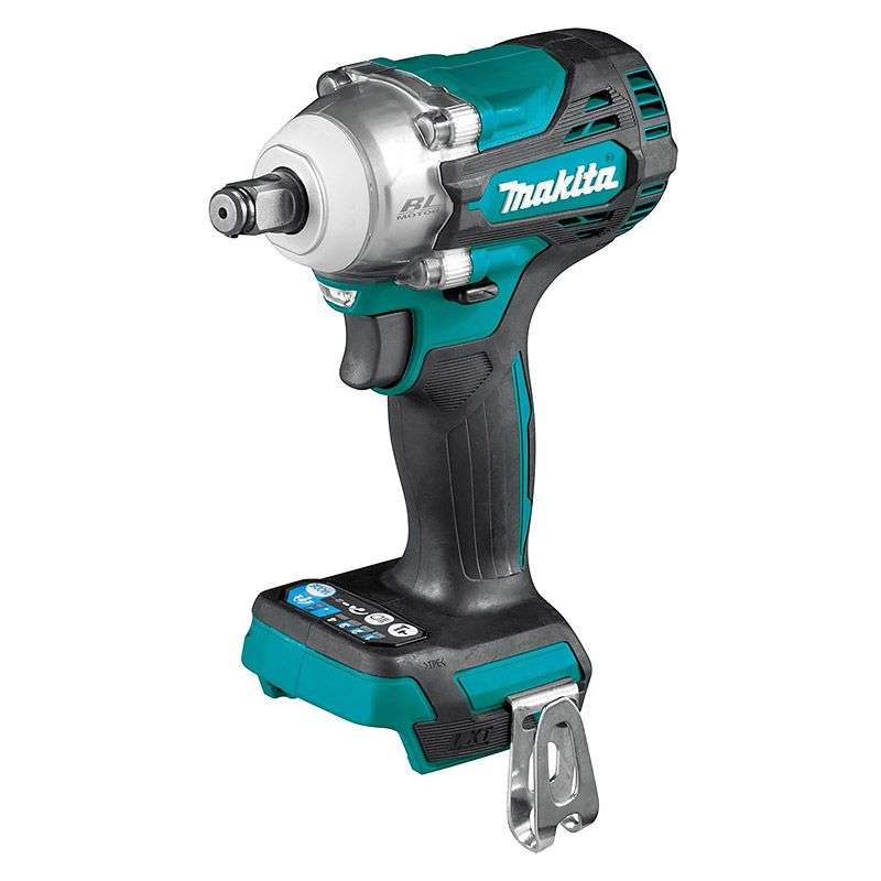 Makita DTW300Z op witte achtergrond